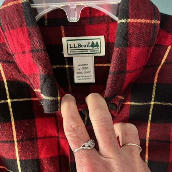 LL Bean Flannel Shirt Red Black Yellow Tartan Plaid L Cabin Core Outdoor Rugged - Picture 6 of 6